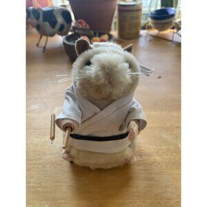 Gemmy 2001 Kung Fu Fighting Dancing Hamster Martial Arts *Gently Used*